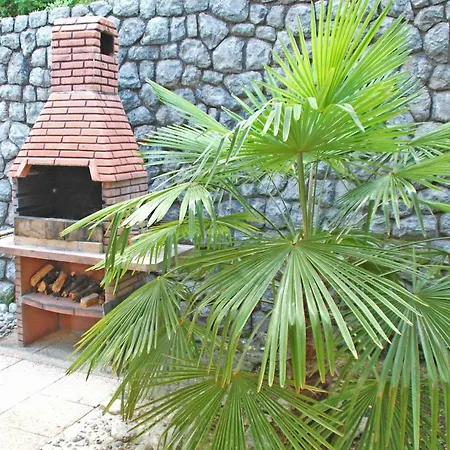 Spacious In Quiet Surrounding * Ičići