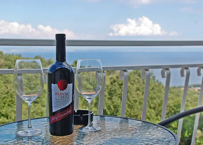 Spacious In Quiet Surrounding Ičići