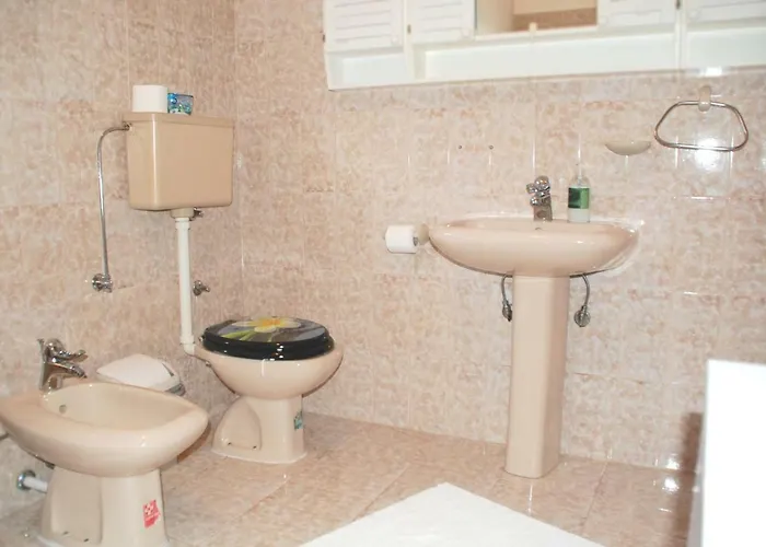 아파트 Spacious In Quiet Surrounding