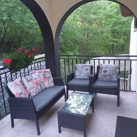 Spacious In Quiet Surrounding