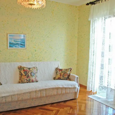 Apartmán Spacious In Quiet Surrounding